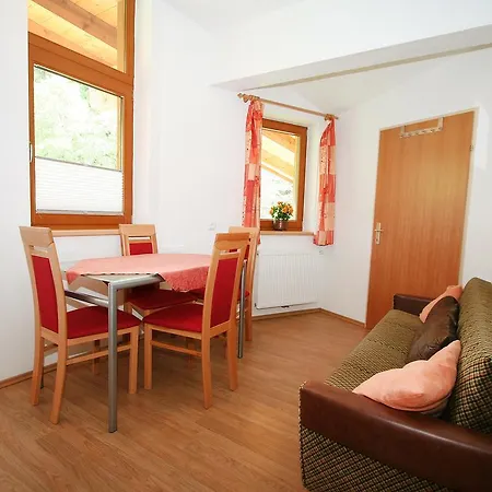 بيت للعطل Chalet Haus Berghof *