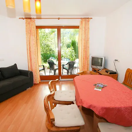Chalet Haus Berghof בית נופש גרלוס